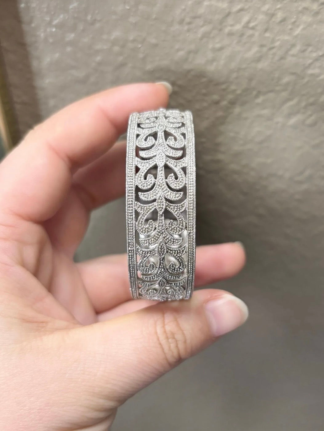 Leslie Greene Diamond Accent Filigree Bangle