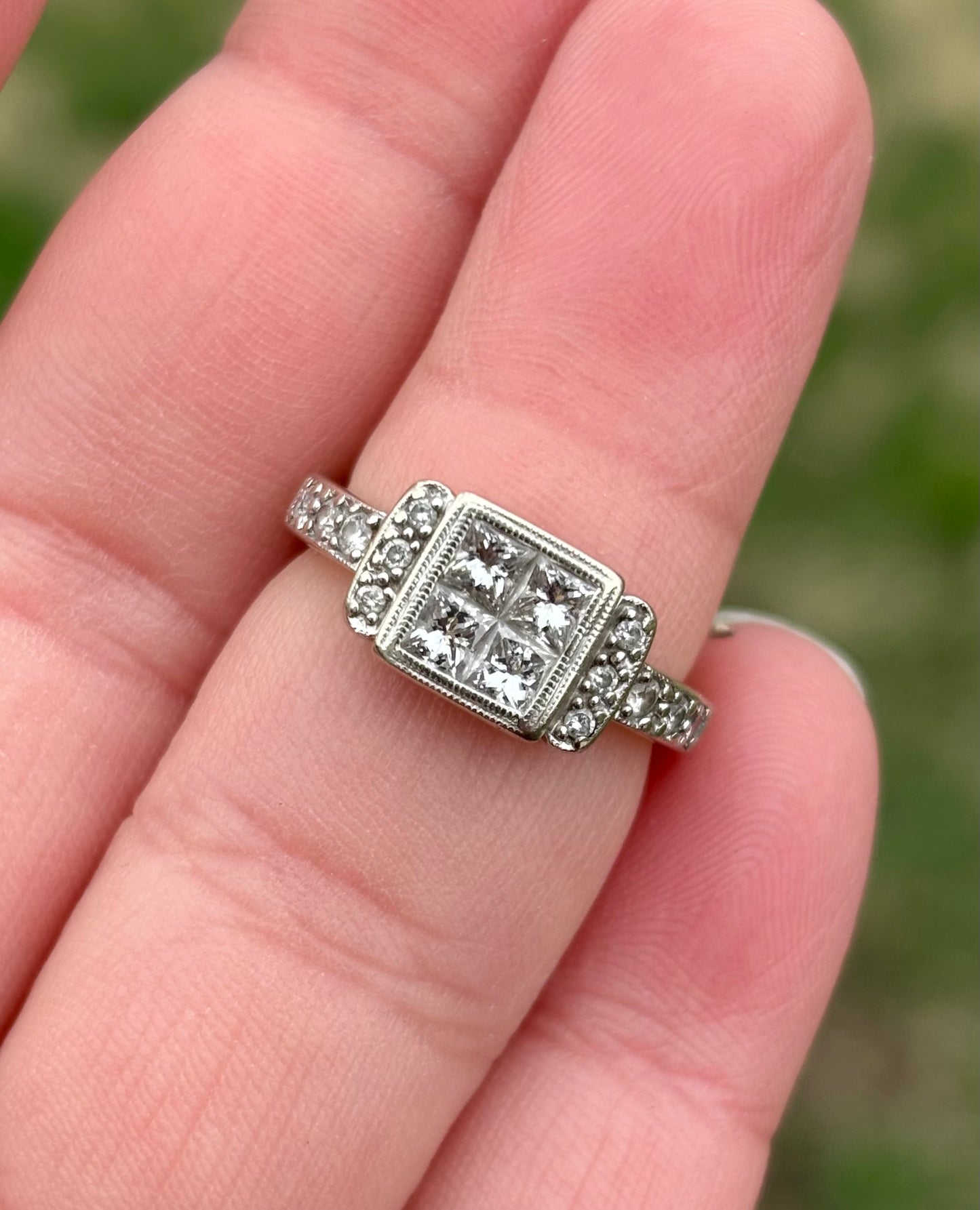 14k White Gold Natural Diamond Ring