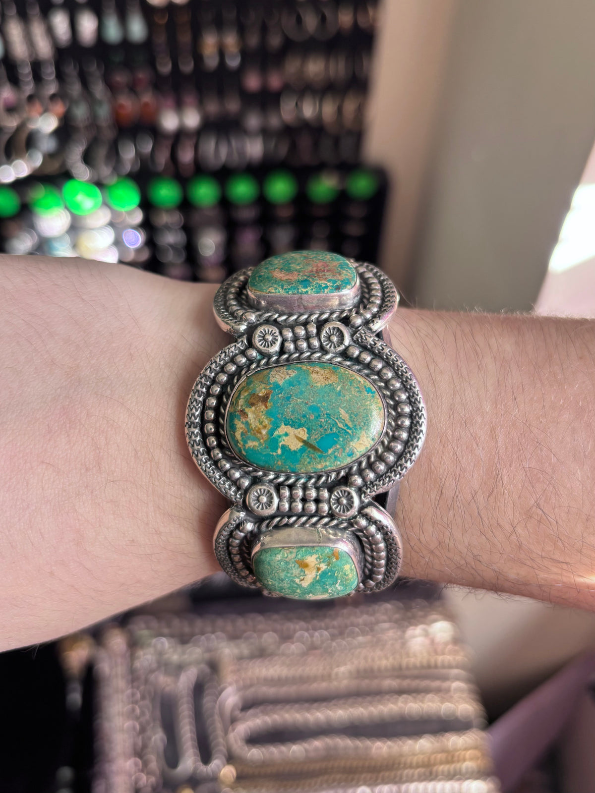 Vintage Sterling Silver & Turquoise 3-Stone Southwestern Cuff Bracelet