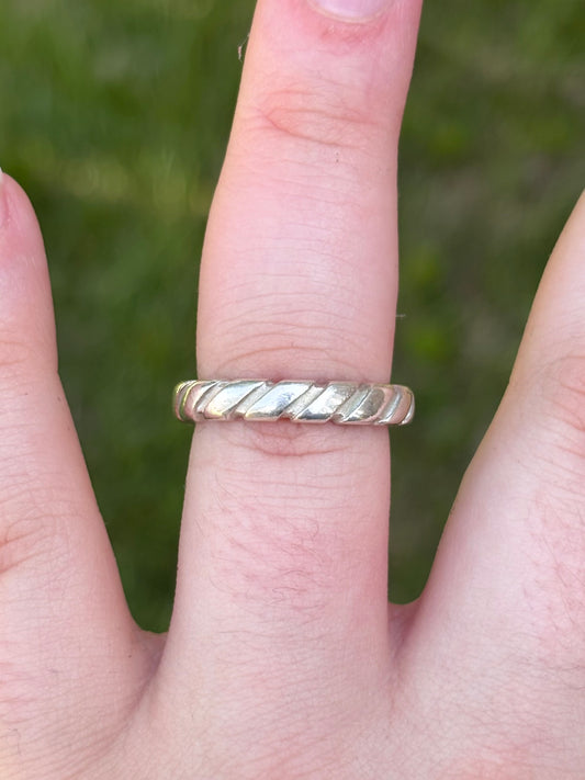 Vintage Tiffany & Co. 1995 Atlas Twist Ribbed Ring Sterling Silver