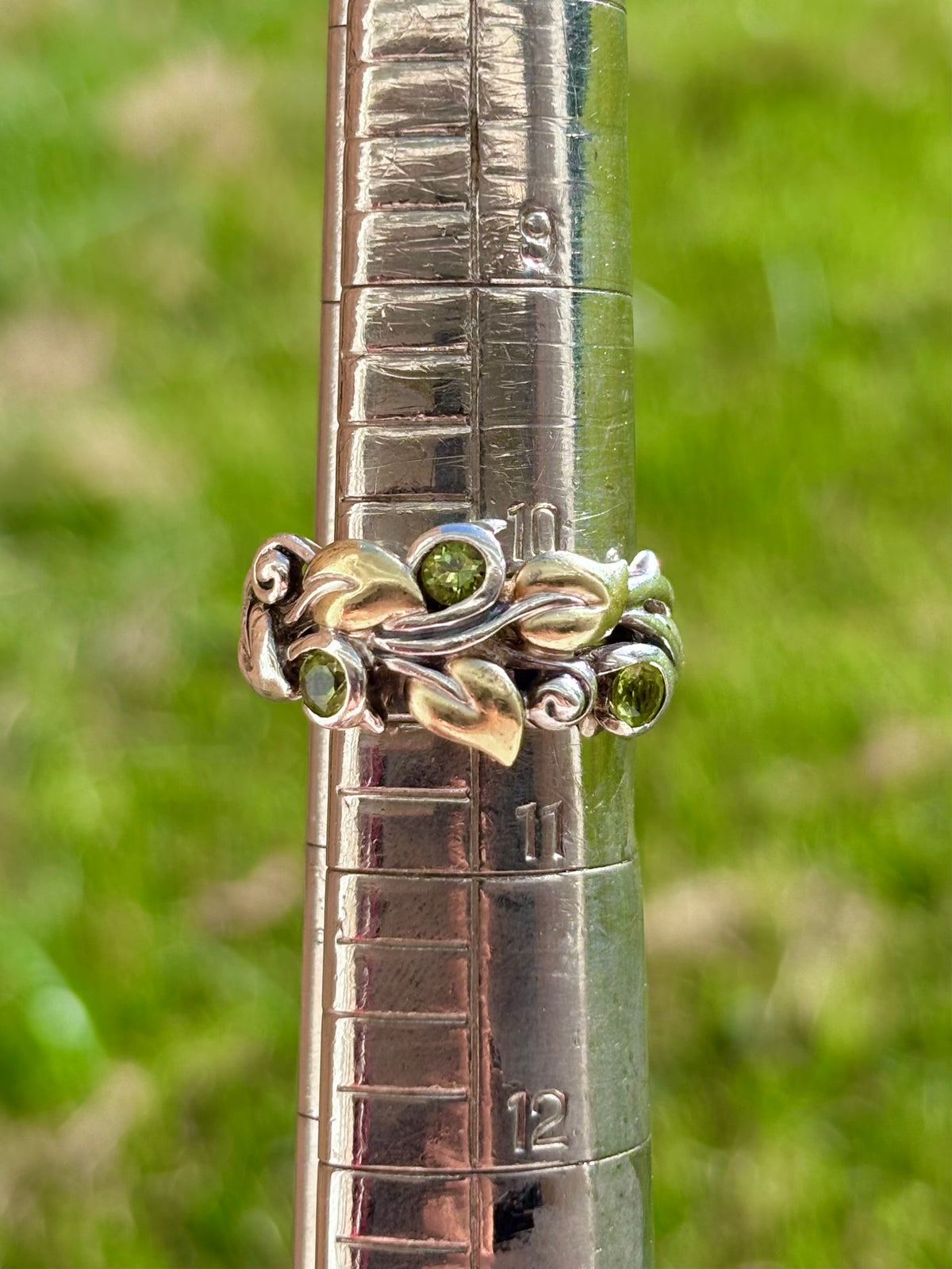 Barbara Bixby 18K Gold & Sterling Silver Peridot Vine Leaf Ring