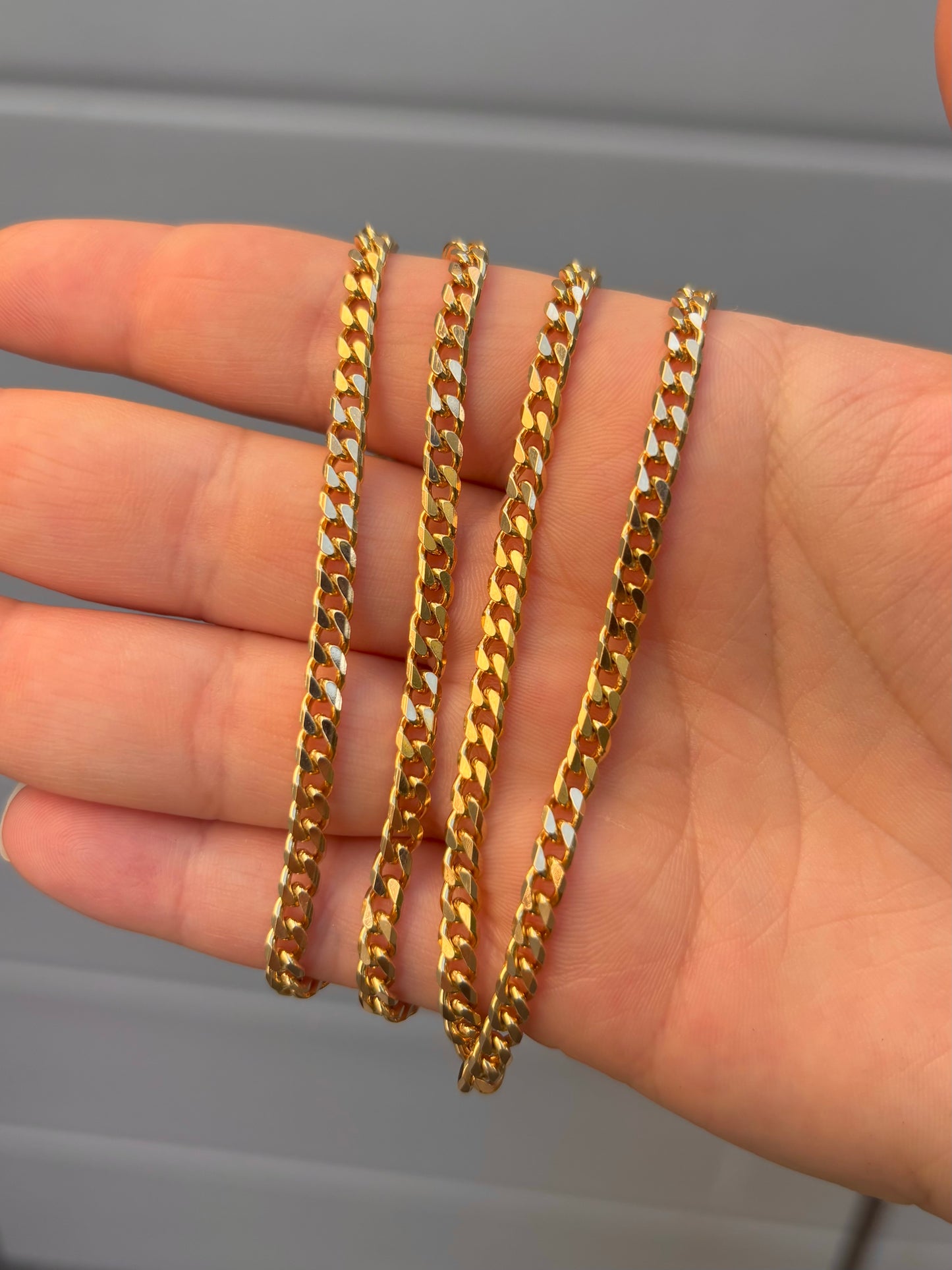 FaCad’oro 18k Gold Cuban Link Chain