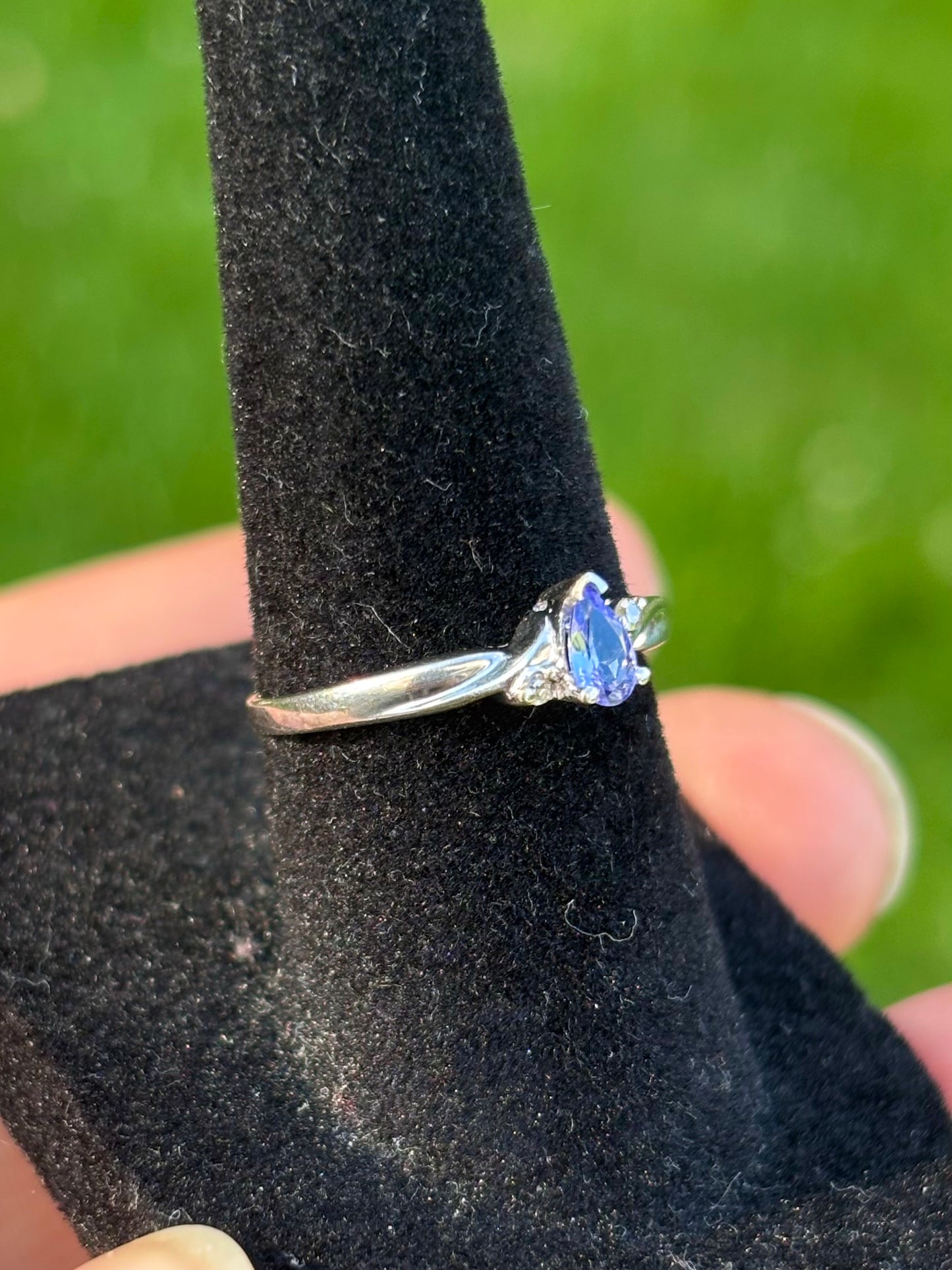 10k Tanzanite with Diamond Accents Ring