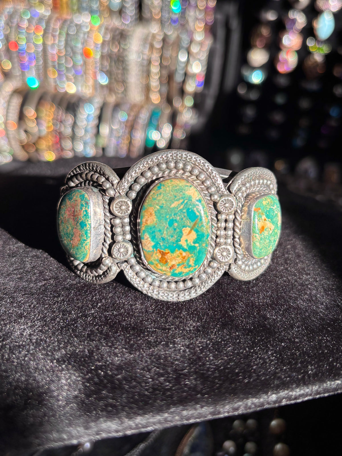Vintage Sterling Silver & Turquoise 3-Stone Southwestern Cuff Bracelet