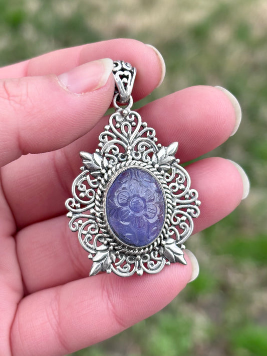 Carved Tanzanite in Elaborate Filigree Setting Pendant