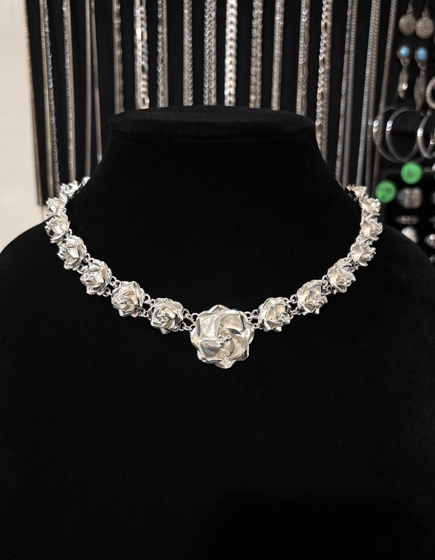 Vintage Mexican Sterling Silver Graduated Rose Necklace