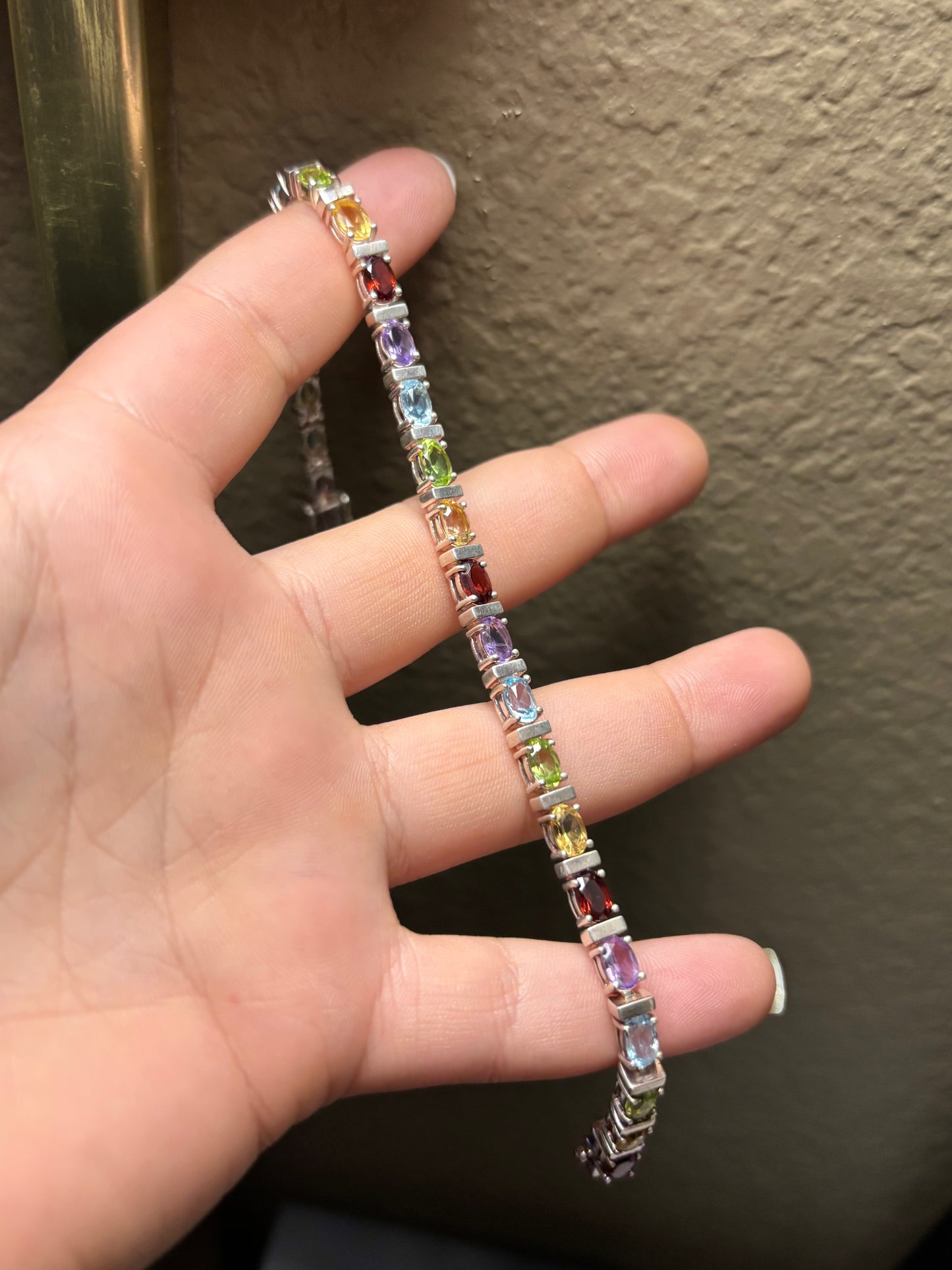 Juego de barras Brazalete de granate, citrino, peridoto, topacio azul y amatista