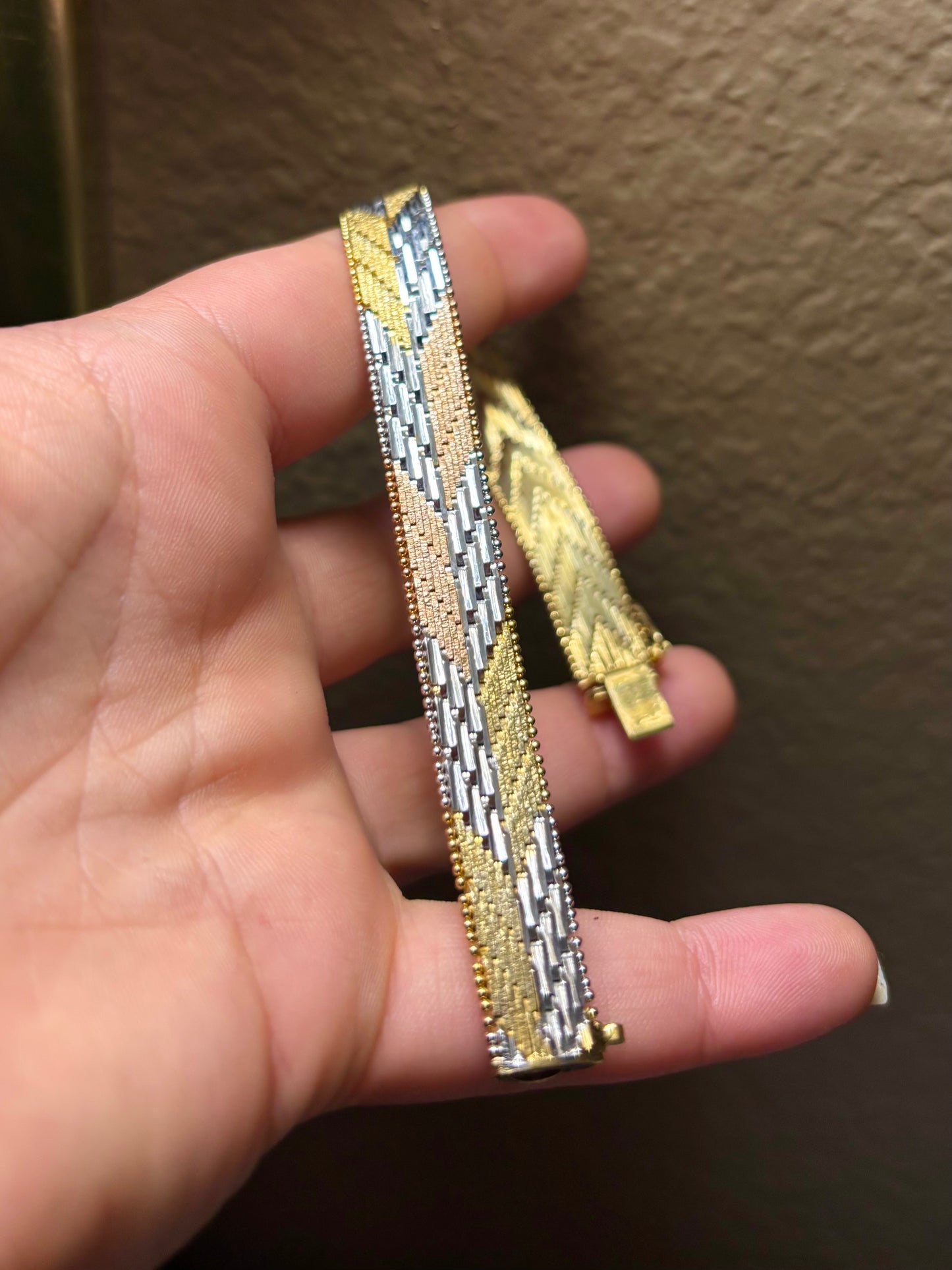 Gold Plated Tri-Color Bricked Arrow Bracelet