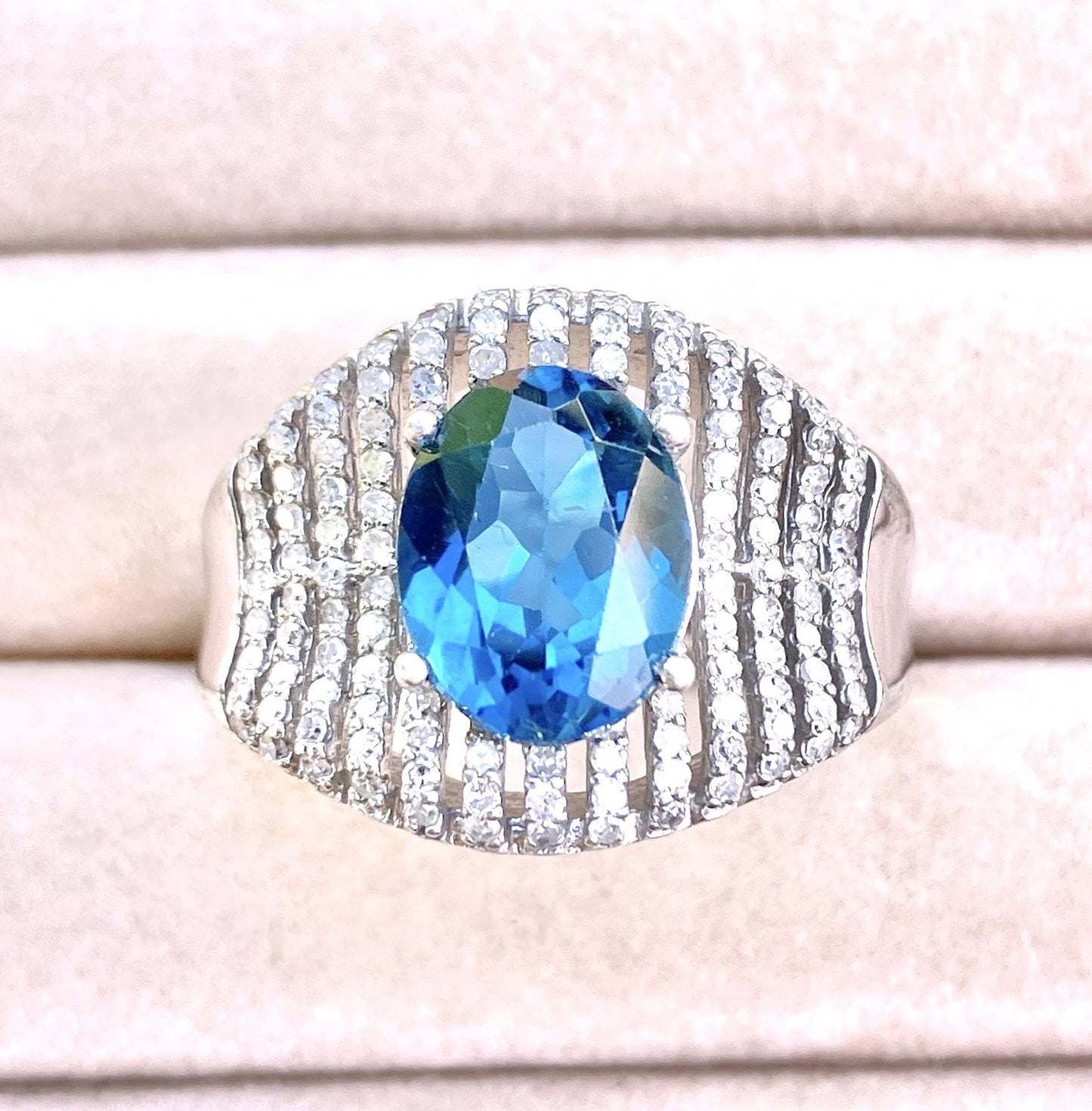 London Blue Topaz in Split Diamond Column Ring