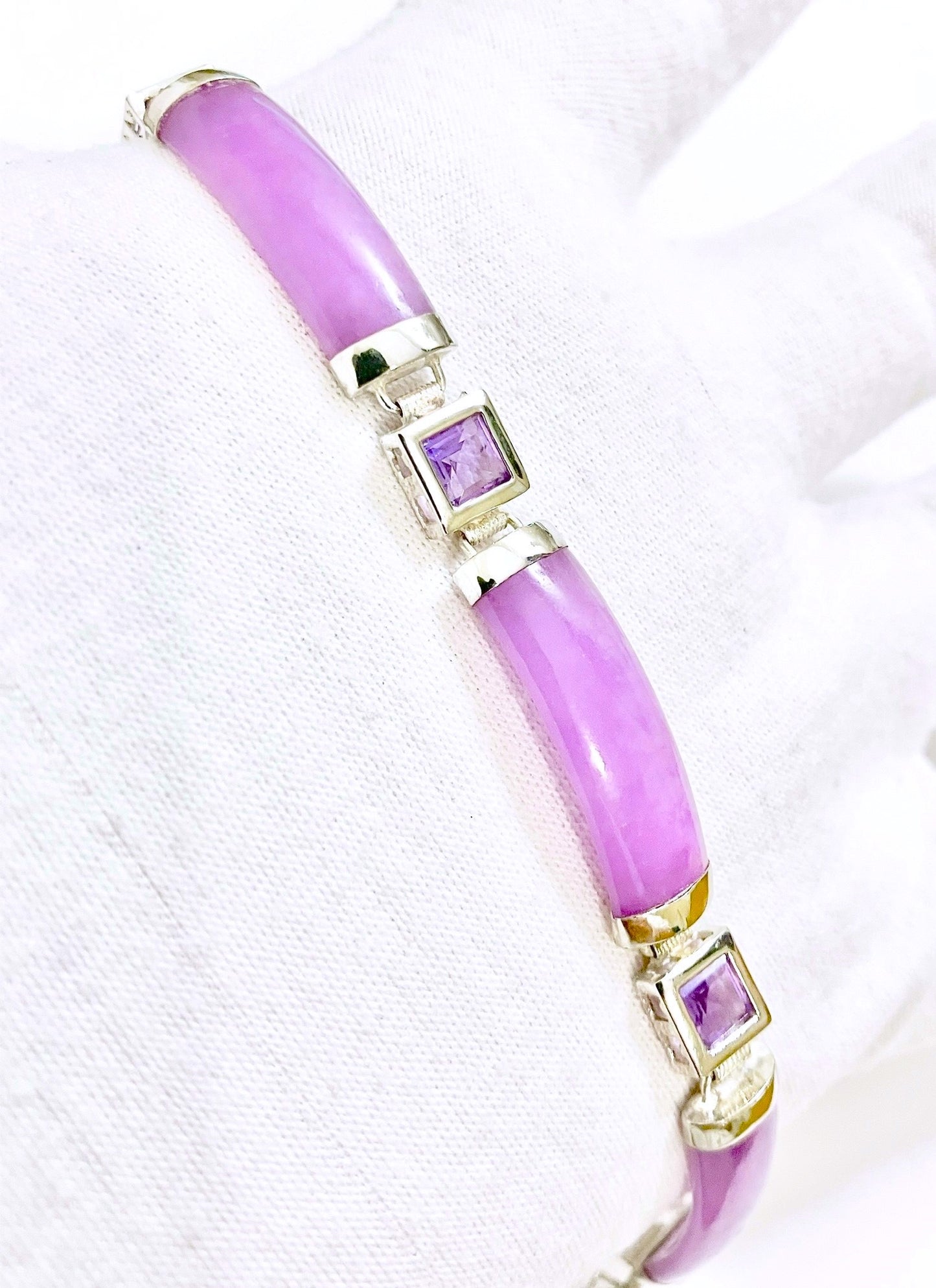 Chinese Lavender Jade Bracelet with Square Step Cut Amethysts