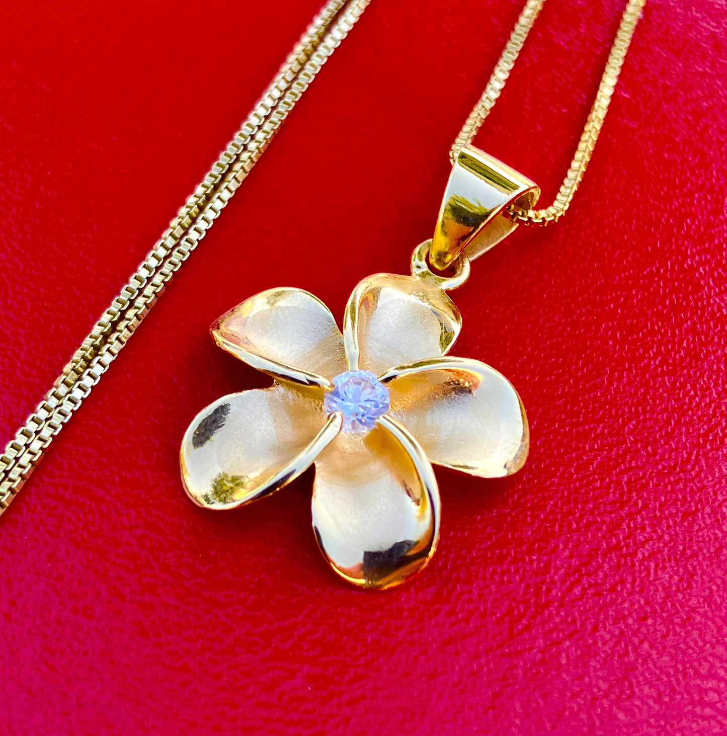 Collar Plumeria Chapado en Oro