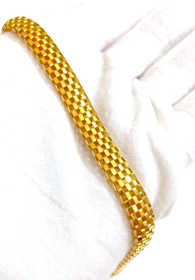 Pulsera de eslabones de malla chapada en oro
